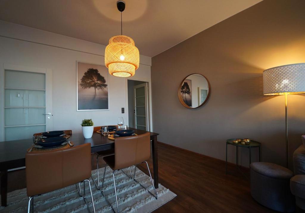 Cozy And Bright 2-Bedroom Apartment Washer And Dryer, King Size Bed Рованиеми Екстериор снимка